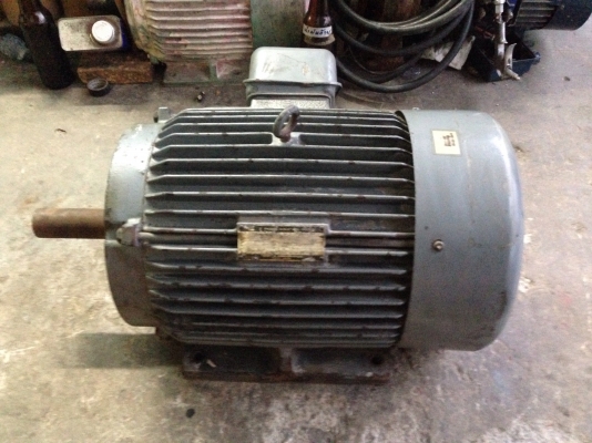 ขายมอเตอร์ Toshiba 20HP. 1450rpm. 380V สภาพสวยเดิมๆ วิ่งนิ่ม พร้อมใช้งาน