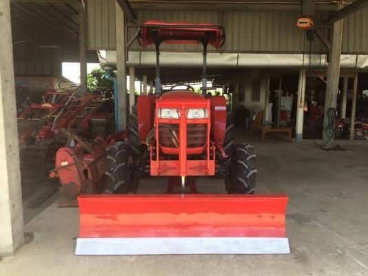 ขายรถไถยันมาร์ EF494T(4WD)2เพลา ขายพร้อมอุปกรณ์ ใบมีดดันดินหน้าและผานพรวน ราคา 438,000 บาท สนใจโทร 081-9136451 หรือ ขอดูรูปผ่านทาง line:bow6451 ค่ะ