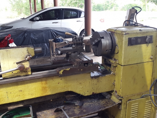 เครื่องกลึง ต้าชิง 1000 บี 6 ฟุต 3 เพลา เกียร์บล็อก สภาพสวยๆ พร้อมใช้งาน ด่วนๆๆ 70,000