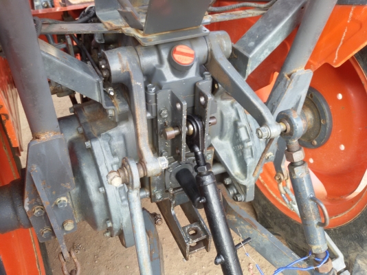 ปัญญาแทรคเตอร์..จัดมาให้ครับ ด่วน!!!คูโบต้า L2808ตัวเปล่า รถไร่สีเดิมจัดส่ง อ.นครไทย จ.พิษณุโลก