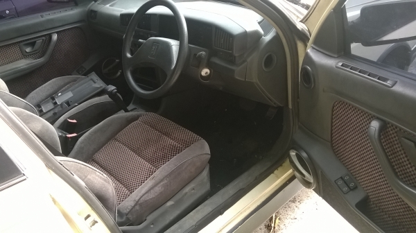 PEUGEOT 405 คิ้วใหญ่ ขายเป็นอะไหล่ PEUGEOT 405 คิ้วใหญ่ ขายเป็นอะไหล่