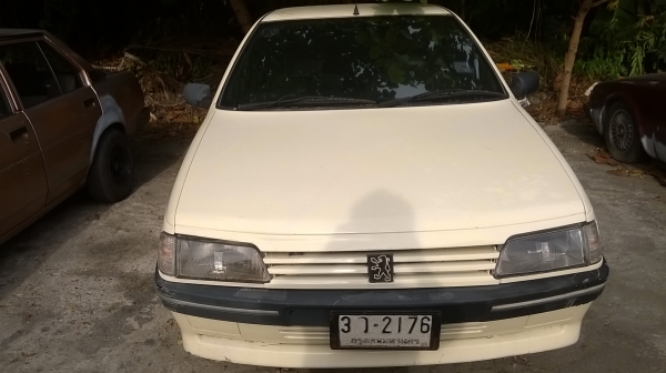 PEUGEOT 405 คิ้วใหญ่ ขายเป็นอะไหล่ PEUGEOT 405 คิ้วใหญ่ ขายเป็นอะไหล่