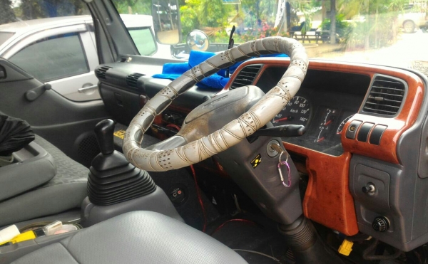 หกล้อ อีซูชุ NQR175ปี50 แอร์ พ.เวอร์ ยางเรเดียล ช่วงยาว5.50ม สภาพดีสวยบางเดิมไม่มีทีติพร้อมวิ่งงาน เล่มทะเบียนพร้อมโอน รถบ้านแท้สวยๆน่าใช้ หกล้อ อีซูชุ NQR175ปี50 แอร์ พ.เวอร์ ยางเรเดียล ช่วงยาว5.50ม สภาพดีสวยบางเดิมไม่มีทีติพร้อมวิ่งงาน เล่มทะเบียนพร้อมโอน รถบ้านแท้สวยๆน่าใช้