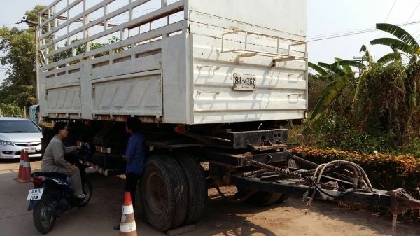 ขายลูกพ่วง ปี42 ดั้มสามมิต 2คาน ช่วงยาว 6.50ม สภาพดีเดิมๆไม่มีล้ม เล่มทะเบียนพร้อมโอน