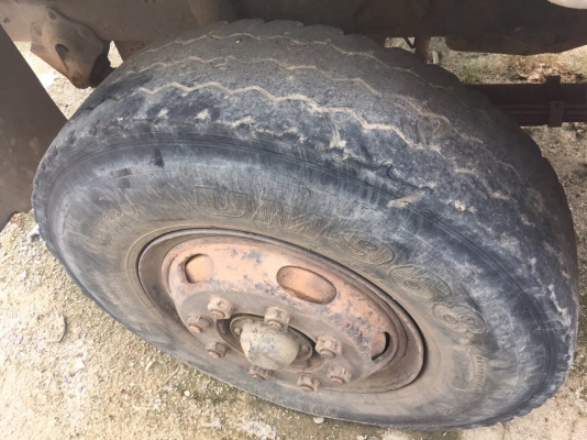 ขายหัวแชสซิส10ล้อโม่ปูน NISSAN CWM430H เครื่อง 230แรงม้า สนใจโทร 081-970-1072