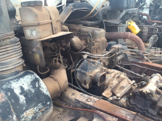 ขายหัวแชสซิส10ล้อโม่ปูน NISSAN CWM430H เครื่อง 230แรงม้า สนใจโทร 081-970-1072