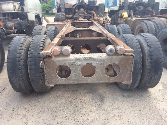 ขายหัวแชสซิส10ล้อโม่ปูน NISSAN CWM430H เครื่อง 230แรงม้า สนใจโทร 081-970-1072 ขายหัวแชสซิส10ล้อโม่ปูน NISSAN CWM430H เครื่อง 230แรงม้า สนใจโทร 081-970-1072