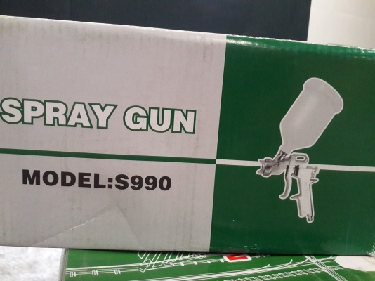 กาพ่นสี S990กาบน ใช้ดีราคาประหยัด550-พร้อมส่งทัวไทยหรือสั่งเก็บเงินปลายทางได้ครับ+100฿รอรับเเละจ่ายเงินที่หน้าบ้านท่านเลย