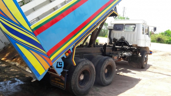 ขายรถบรรทุก 10 ล้อดั้ม HINO F18 สภาพพร้อมไช้ ขายรถบรรทุก 10 ล้อดั้ม HINO F18 สภาพพร้อมไช้