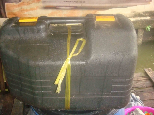 ขาย เลื่อยยนต์ MS180 Stihl พร้อมกล่อง ราคา 2,100 บาท