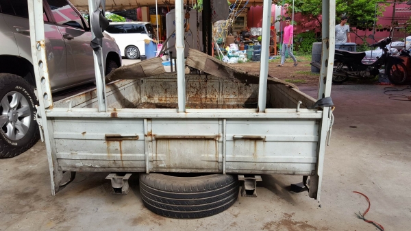 กะบะเปิด 3 ด้าน เก่าญี่ปุ่น