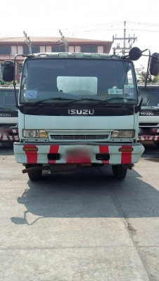 รถอีซูซุ 10 ล้อ ( บรรทุกถัง เคที. )   FVM  195  แรงม้า. ปี 38.    สนใจติดต่อ  081 - 6079515