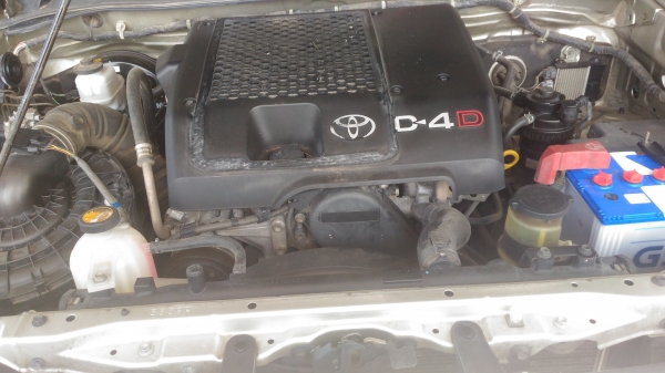 ต้องการขายโตโยต้าฟอร์จูนเนอร์์ปี2010