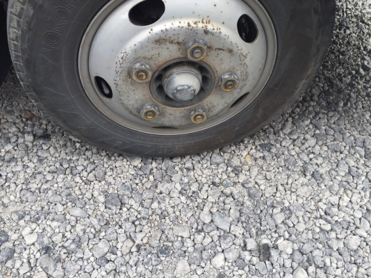 ISUZU ELF เครื่อง4JJ1 พร้อมกระบะ ISUZU ELF เครื่อง4JJ1 พร้อมกระบะ