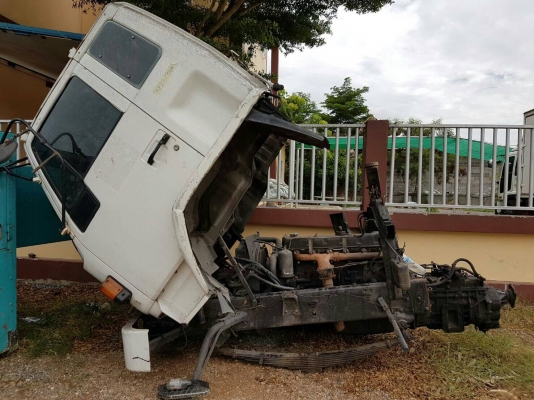 ขายหัวเก๋งพร้อมเครื่องเกียร์เก่านอก ISUZU ROCKY 210 ขายหัวเก๋งพร้อมเครื่องเกียร์เก่านอก ISUZU ROCKY 210