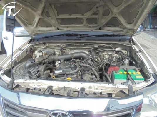 TOYOTA HILUX VIGO, 2.7 G X-TRA CAB POWER ปี2013สีขาว เกียร์ธรรมดา ติดแก๊ส LPG