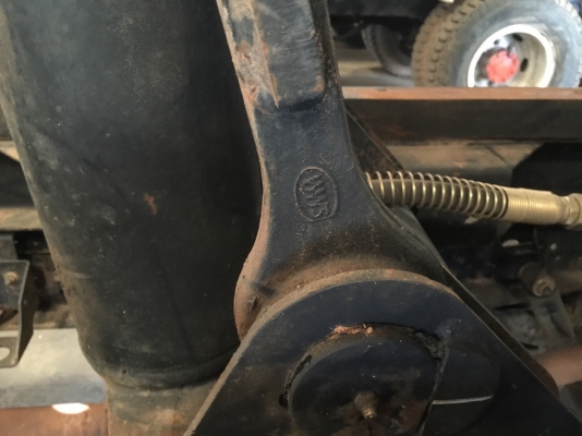 NQR 175 แรง 6 ล้อ ดั้มพ์ สามมิตร ปี 56 NQR 175 แรง 6 ล้อ ดั้มพ์ สามมิตร ปี 56