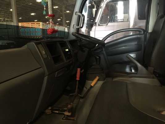 NQR 175 แรง 6 ล้อ ดั้มพ์ สามมิตร ปี 56 NQR 175 แรง 6 ล้อ ดั้มพ์ สามมิตร ปี 56