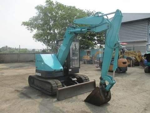 ขายรถขุด ยี่ห้อ: MITSUBISHI รุ่น : MXR55  เก่านอกแท้  มีเอกสารใบอินวอย. รถไม่เคยผ่านการใช้งานในไทย. สนใจติดต่อ :  099-907-9273 กิ๊ฟ กมลชนก, 099-907-3356 ช่าง บัง