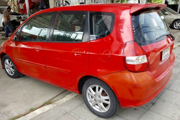 ขายถูกใช้งานได้ปกติมือเดียวต้องเก็บสีเก็บภายในเล่มทะเบียนชุดโอนพร้อม