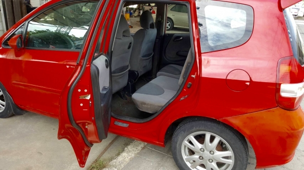 ขายถูกใช้งานได้ปกติมือเดียวต้องเก็บสีเก็บภายในเล่มทะเบียนชุดโอนพร้อม