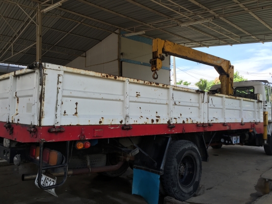 ขายรถบรรทุก 6 ล้อใหญ่ Hino  ช่วงยาว พร้อมเครน (รถห้าง) ราคาเบาๆ สภาพพร้อมใช้งาน