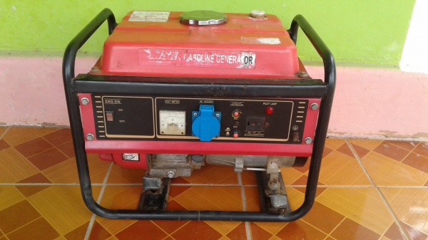 ขายเครื่องปันไฟ220Vใช้งานปกติ1กิโลวัตไว้ใช้ในไร่