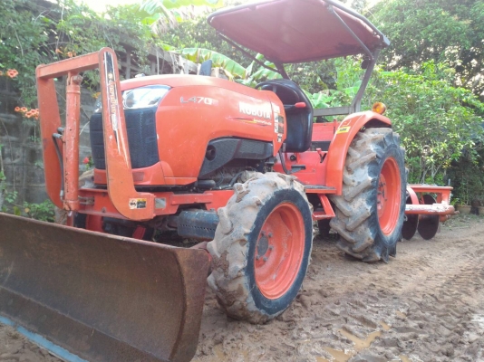 ขายรถไถ KUBOTA L4708 พร้อมดันหน้าและ ผาน6 ราคา 370,000 อ.แกลง จ.ระยอง มีรถขนส่งบริการทั่วไทย DC Tractor Rayong = 0818618678,0899347475 id line=0818618678 id line=0899347475 https://www.facebook.com/Tractors-Rayong-307154532717928/photos_stream?tab=photos_