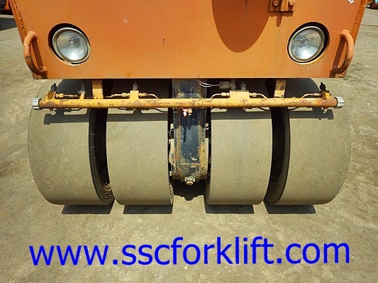 ขายรถบดถนน SAKAI