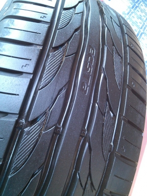 Altis TRD Sportivo Prius TRD Sportivo Altis TRD Sportivo Prius TRD Sportivo