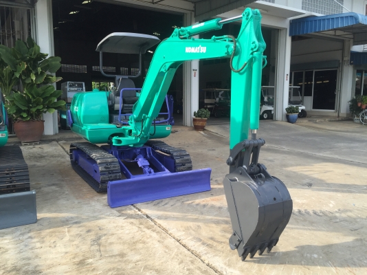 รถขุด Komatsu PC25-1 มือสองนำเข้าจากญี่ปุ่น ทำสีใหม่ พร้อมใช้งาน