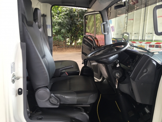 ขายISUZU.4ล้อกลาง NLR130 เเรง Euro3 รถห้าง สีขาว.ปี2556(2013)วิ่ง33,000กิโลความยาว3.20เมตรสภาพสวยๆราคา690,000บาทจัดไฟแนนซ์ได้ทั่วโลกสามารถจดทะเบียนป้ายเล็กไม่ติดเวลาได้ดูรถได้ที่เต็นท์รถ JJ.AUTOCAR 2 หลังวัดจันทรารามติดถนนเพชรเกษมก.ม.ที่68.5 ฝั่งขาเข้านคร