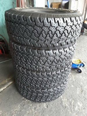 Silverstone AT 265/70/16 ปลายปี14 สภาพสวยๆ 1ชุด Silverstone AT 265/70/16 ปลายปี14 สภาพสวยๆ 1ชุด