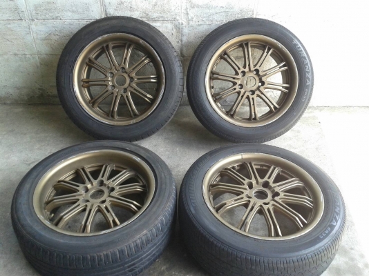 ขอบ17นิ้ว5รู114 น.ตื้น ล.ลึก พร้อมยาง สวยๆ 4 ล้อ ราคา 7900 บาท