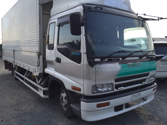 ISUZU FRR35 เครื่อง6HL1 205แรงม้า เครื่องธรรมดา เป็นรถหัวแชทซีนะค่ะไม่มีตู้