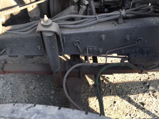 ISUZU FRR35 เครื่อง6HL1 205แรงม้า เครื่องธรรมดา เป็นรถหัวแชทซีนะค่ะไม่มีตู้