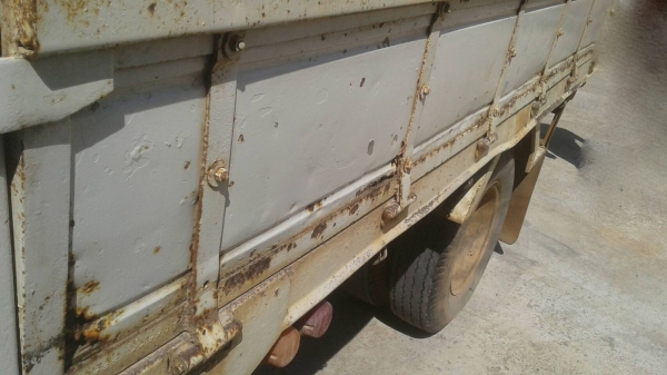 รถอีซุซุ 6 ล้อ ( ไม่ดั้ม ) 100 แรงม้า. ปี 46.  ( รถวิ่ง 27x,xxx กม. )     สนใจติดต่อ  081 - 6079515