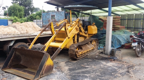 รถตัก komatsu D20P-2