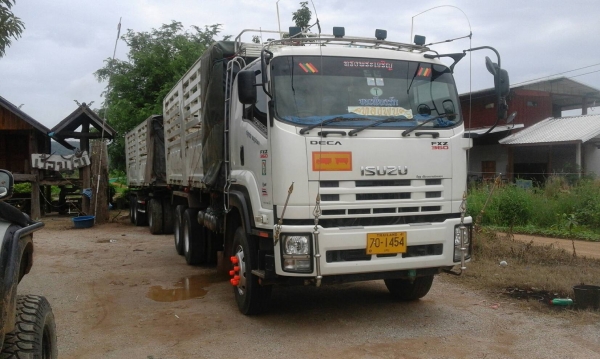 ต้องการขายด่วน  รถพ่วง ISUZU 360
