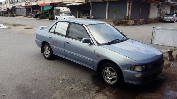 mitsubishi lancer e-cer 1.6 mitsubishi lancer e-cer 1.6