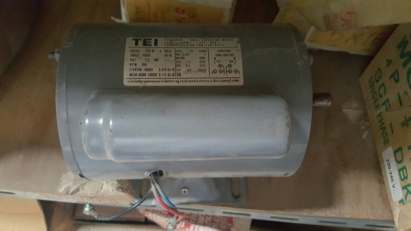 ขายมอเตอร์toshiba 1/2HP 1phase