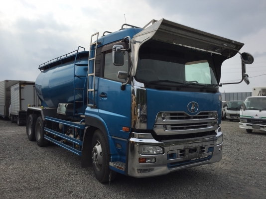 NISSAN  UD  CD4YL  เครื่องGE13 1เพลา เฉพาะหัวแชทซีนะค่ะไม่มีแทงค์น้ำ