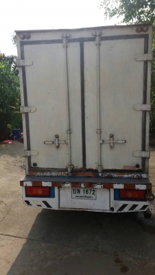 ขายตู้แห้งถูกๆใส่สี่ล้อหกล้อเล็กมีตู้สองบานกับสามบาน