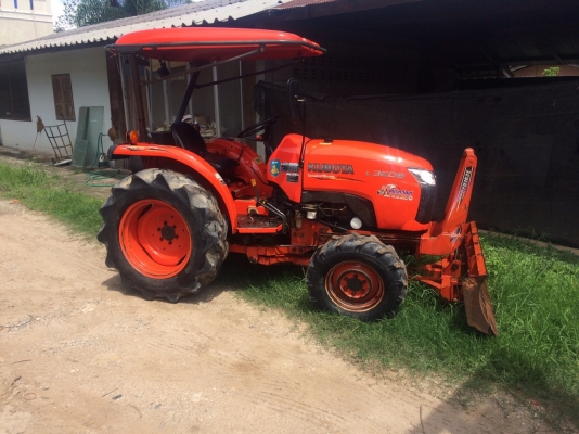 รถไถ36แรงอุปกรณ์3ชิ้น รถไถ36แรงอุปกรณ์3ชิ้น