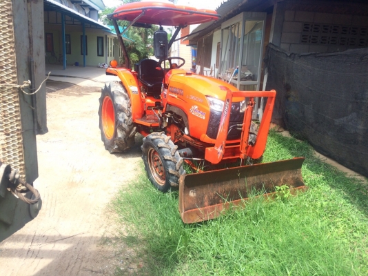 รถไถ36แรงอุปกรณ์3ชิ้น รถไถ36แรงอุปกรณ์3ชิ้น