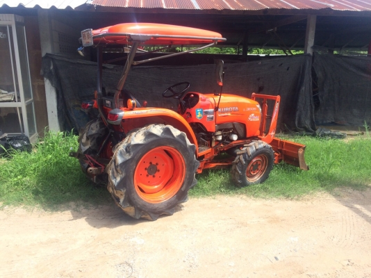 รถไถ36แรงอุปกรณ์3ชิ้น รถไถ36แรงอุปกรณ์3ชิ้น