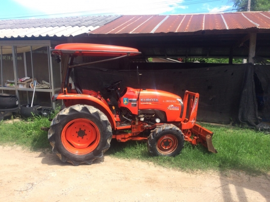 รถไถ36แรงอุปกรณ์3ชิ้น รถไถ36แรงอุปกรณ์3ชิ้น