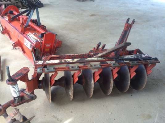 รถไถ36แรงอุปกรณ์3ชิ้น รถไถ36แรงอุปกรณ์3ชิ้น