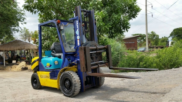 รถยกดีเซลKOMATSU FG25-14ยก2.5ตันยกสูง3เมตรงาหมูนสไลย์ได้ยางตัน4เส้นรถนอกเพิ่งนำเข้ามายังไม่เคยใช้งานในเมืองไทยเลย รถยกดีเซลKOMATSU FG25-14ยก2.5ตันยกสูง3เมตรงาหมูนสไลย์ได้ยางตัน4เส้นรถนอกเพิ่งนำเข้ามายังไม่เคยใช้งานในเมืองไทยเลย