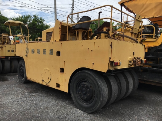 Sakai TS7409 : รถบด 9 ล้อยาง นำเข้าจากญี่ปุ่น โทร. 080-6565422 (หนิง)